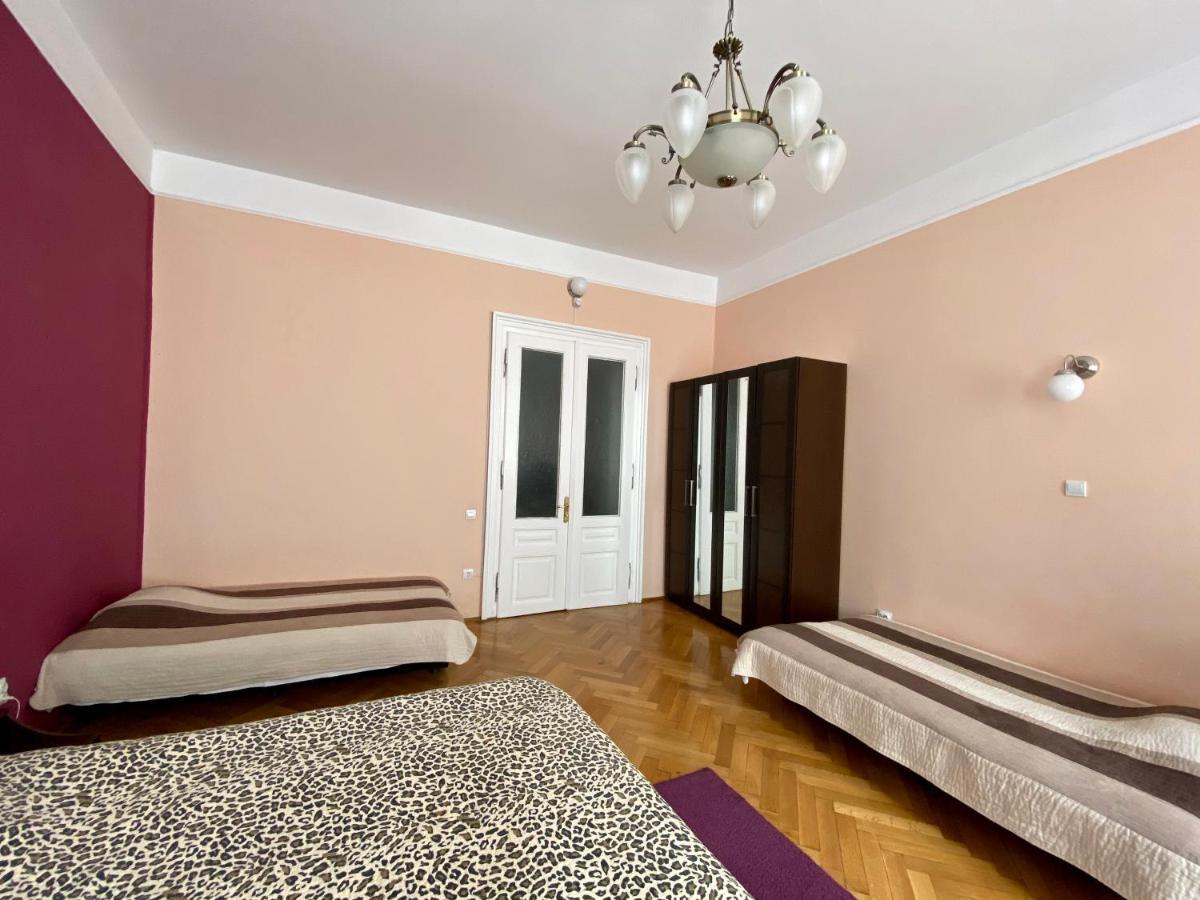 Hotel Casa Balcescu Braşov Exterior foto