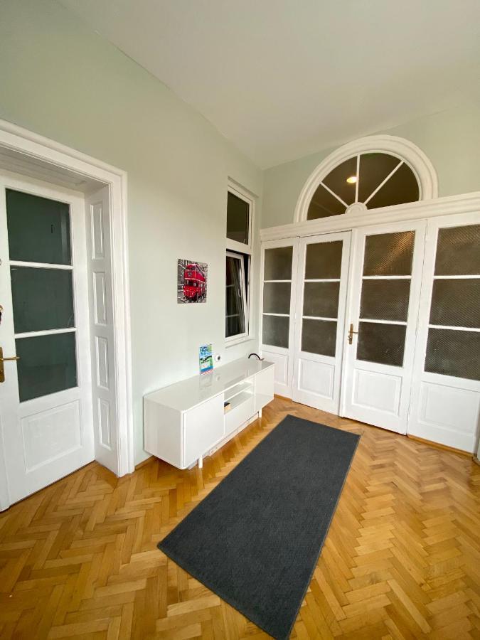 Hotel Casa Balcescu Braşov Exterior foto